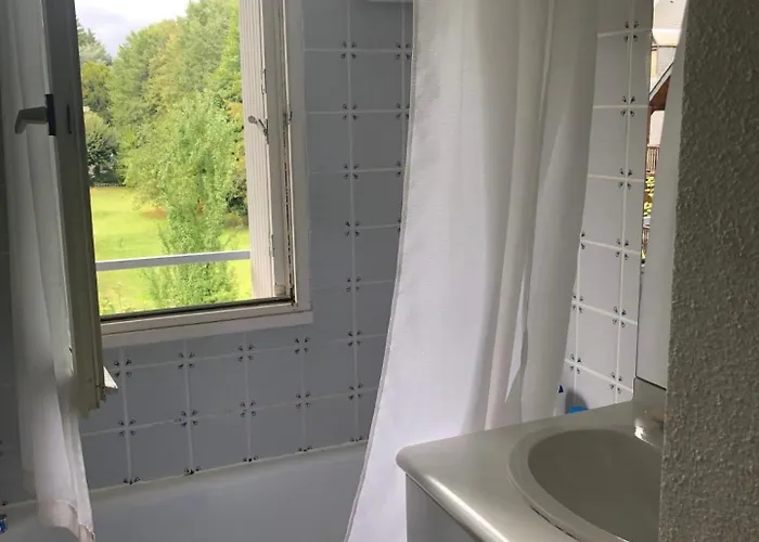 Les Jardins Du Casino T2 Bis- 4 Personnes-tarif Cures 650euros *